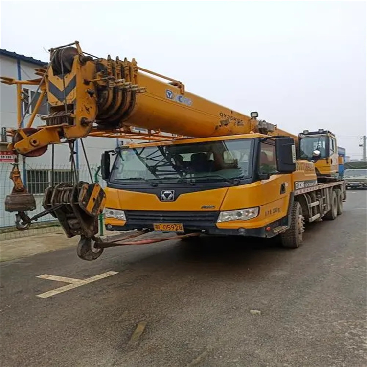 江汉石油管理局吊车出租保险：全面覆盖，安全无忧