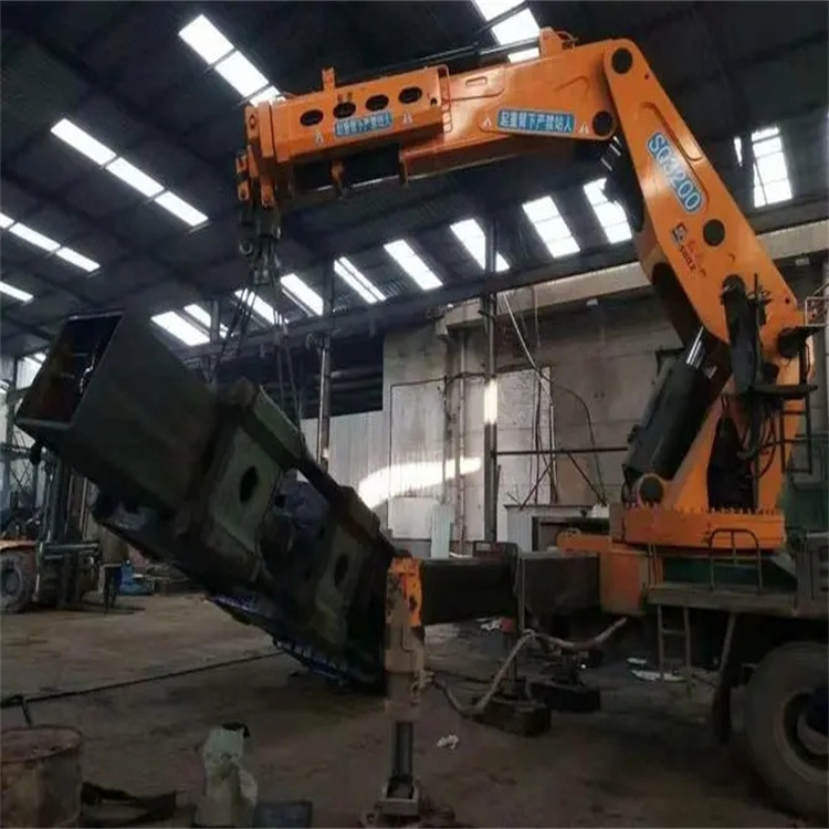 江汉石油管理局折臂吊出租怎么收费