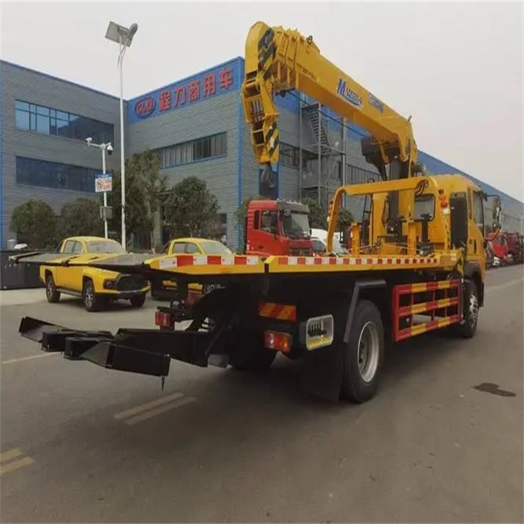 江汉石油管理局附近小随车吊出租电话，轻松解决搬运烦恼