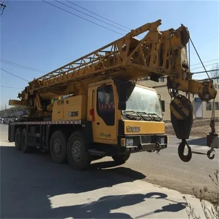 江汉石油管理局哪里有专业吊车出租